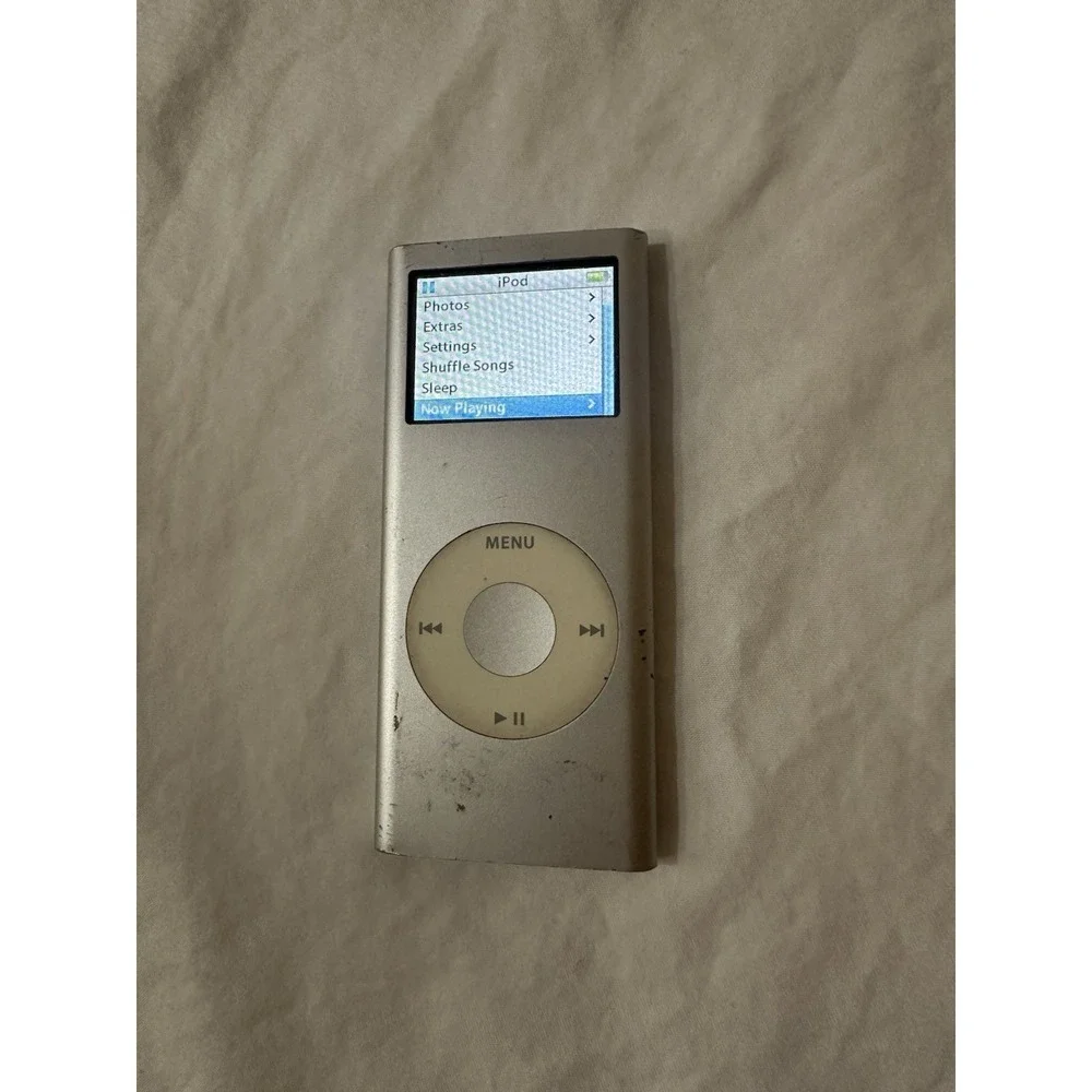Apple‎ iPod Nano 2nd Generation Silver 4GB Vintage MP3 Player READ DESCRIPTION